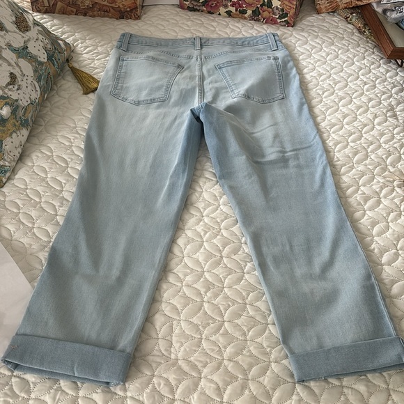 Nine West Sophia High Rise Straight Light Wash Ankle Raw Edge Jeans size 12 - Picture 4 of 9